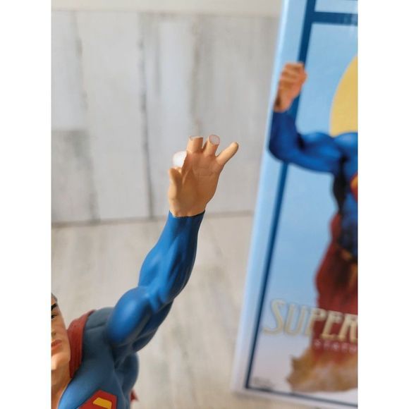 DC Superman Dynamics Bruckner statue figurine AS IS - Picture 7 of 9